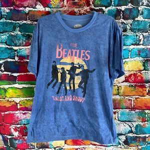The Beatles Twist and Shout Graphic Band Tee Retro Vintage Vibes XL